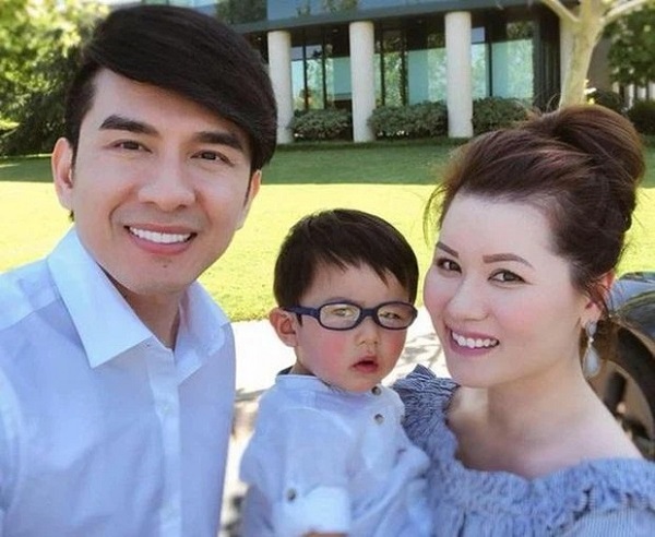 Không chỉ sinh ra ở vạch đích, con trai 4 tuổi của Đan Trường còn là nguồn kiếm tiền 'khủng' của gia đình 5 Không chỉ sinh ra ở vạch đích, con trai 4 tuổi của Đan Trường còn là nguồn kiếm tiền 'khủng' của gia đình 5