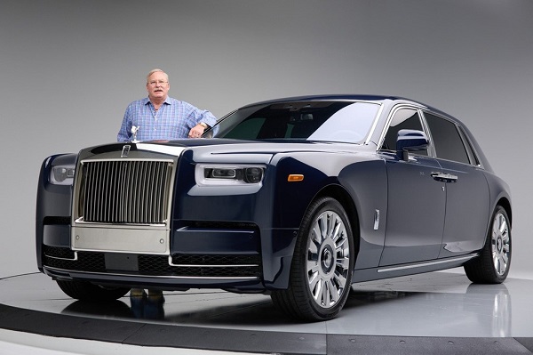 Tin xe hot nhất 17/2: VinFast đạt giải thưởng 'khủng', Cận cảnh Rolls-Royce Phantom nội thất gỗ Koa duy nhất thế giới 3