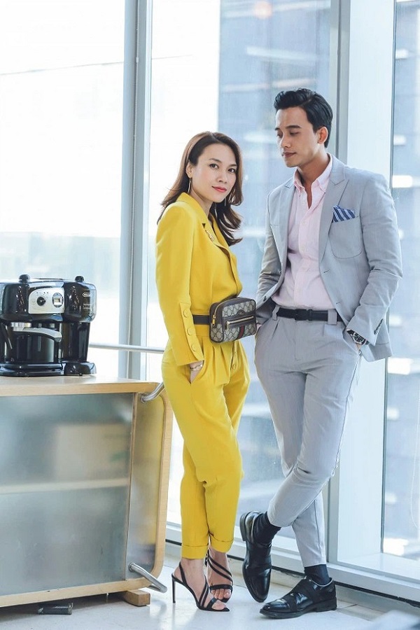 Clip Mai Tài Phến công khai tỏ tình Mỹ Tâm trên sóng truyền hình gây 'bão' 3 Clip Mai Tài Phến công khai tỏ tình Mỹ Tâm trên sóng truyền hình gây 'bão' 3