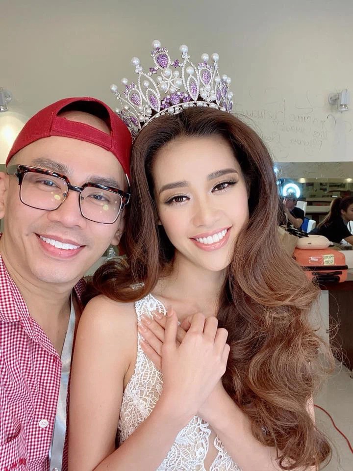 Chuyên gia trang điểm Phan Minh Lộc qua đời tuổi 35: Nhã Phương bàng hoàng, Đông Nhi vội xin lỗi 10 Chuyên gia trang điểm Phan Minh Lộc qua đời tuổi 35: Nhã Phương bàng hoàng, Đông Nhi vội xin lỗi 10