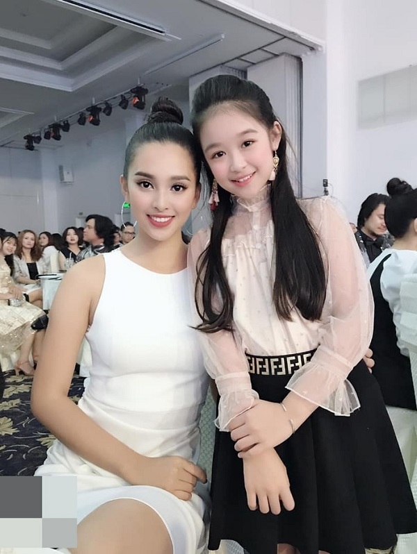 Mới 13 tuổi bé gái đã tự tay mua tặng mẹ căn hộ chung cư bạc tỷ ở Sài Gòn 2 Mới 13 tuổi bé gái đã tự tay mua tặng mẹ căn hộ chung cư bạc tỷ ở Sài Gòn 2
