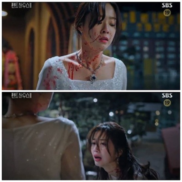 Penthouse 2 tập 7 - Cuộc chiến thượng lưu: Lý do Cheon Seo Jin bất ngờ quỳ gối khóc lóc 1 Penthouse 2 tập 7 - Cuộc chiến thượng lưu: Lý do Cheon Seo Jin bất ngờ quỳ gối khóc lóc 1