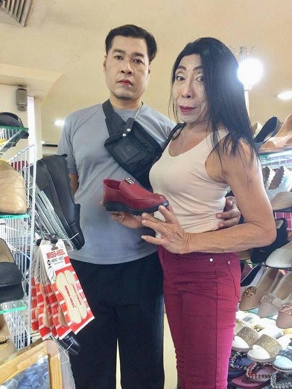 Tình hình sức khỏe mới nhất của gái già chuyển giới Thái Lan hậu clip trợn ngược mắt 7 Tình hình sức khỏe mới nhất của gái già chuyển giới Thái Lan hậu clip trợn ngược mắt 7
