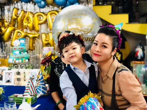Nhật Kim Anh thắng kiện, chính thức giành lại quyền nuôi con sau thời gian ròng rã 2 Nhật Kim Anh thắng kiện, chính thức giành lại quyền nuôi con sau thời gian ròng rã 2