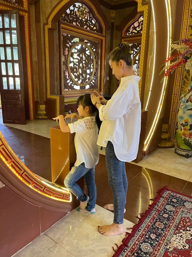 Con gái cố diễn viên Mai Phương ngày càng trưởng thành nhưng vẫn khiến dư luận đượm buồn 3 Con gái cố diễn viên Mai Phương ngày càng trưởng thành nhưng vẫn khiến dư luận đượm buồn 3