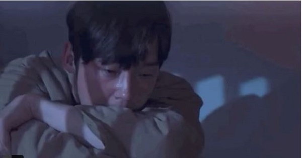 Penthouse 2 - Cuộc chiến thượng lưu Tập 12: Ju Dan Tae bị cảnh sát áp giải, Su Ryeon yêu 'phi công' Logan Lee 4 Penthouse 2 - Cuộc chiến thượng lưu Tập 12: Ju Dan Tae bị cảnh sát áp giải, Su Ryeon yêu 'phi công' Logan Lee 4