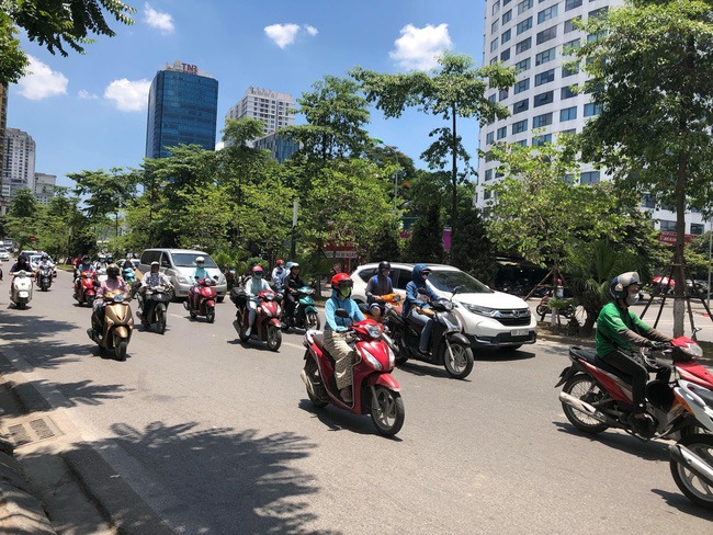 Dự báo thời tiết đêm nay ngày mai 30-31/3: Nắng nóng diện rộng bao trùm cả nước - Ảnh 1 Dự báo thời tiết đêm nay ngày mai 30-31/3: Nắng nóng diện rộng bao trùm cả nước - Ảnh 1