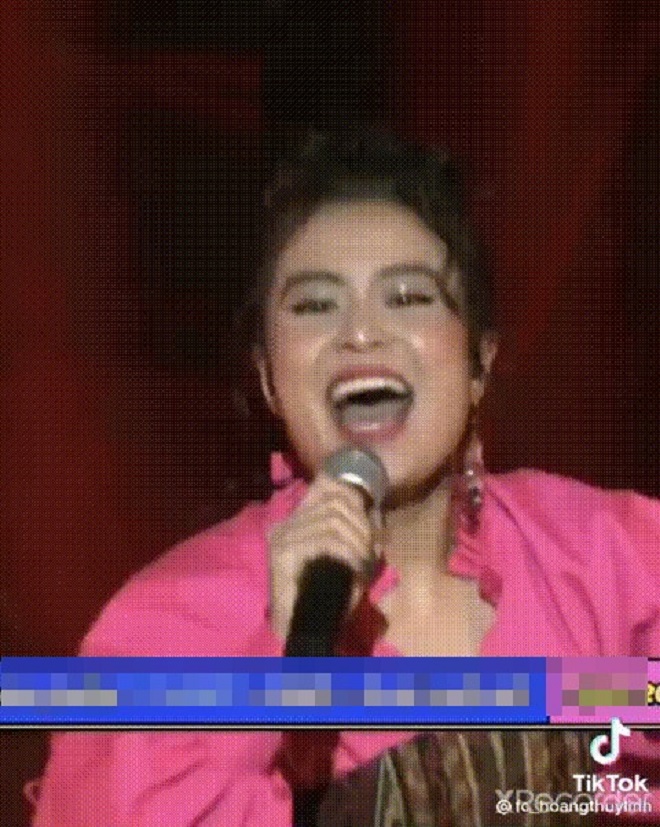 Không thể nhận ra Hoàng Thùy Linh vì gương mặt quá phúc hậu trên sân khấu (ảnh chụp màn hình)