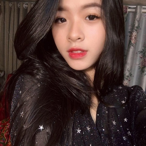 Nhan sắc hot girl của ái nữ nhà nghệ sĩ Chiều Xuân khi đi chụp căn cước công dân 3 Nhan sắc hot girl của ái nữ nhà nghệ sĩ Chiều Xuân khi đi chụp căn cước công dân 3