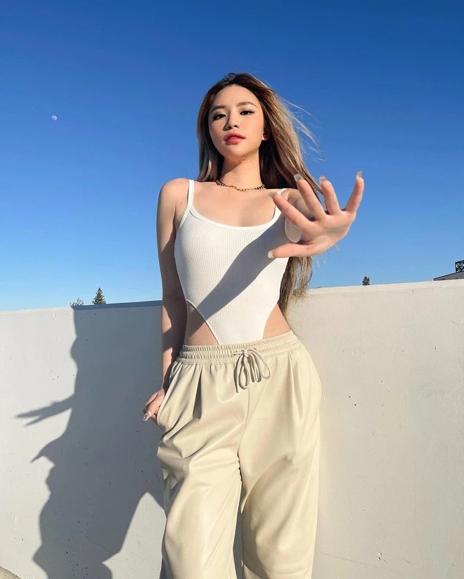 Hot girl Mai Diz khoe vóc dáng đẹp mướt mắt, chính thức nhập cuộc đua chào hè 4 Hot girl Mai Diz khoe vóc dáng đẹp mướt mắt, chính thức nhập cuộc đua chào hè 4