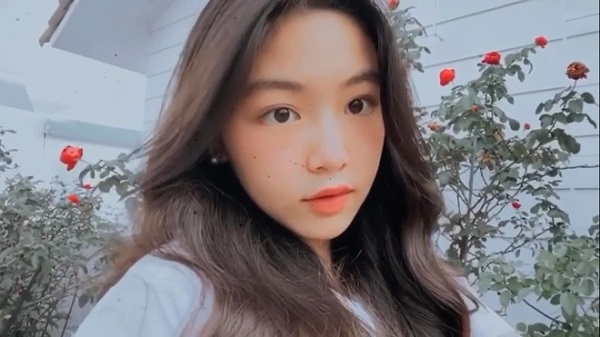Ái nữ nhà MC Quyền Linh mới 16 tuổi đã tỏa hào quang của hoa hậu tương lai 6 Ái nữ nhà MC Quyền Linh mới 16 tuổi đã tỏa hào quang của hoa hậu tương lai 6