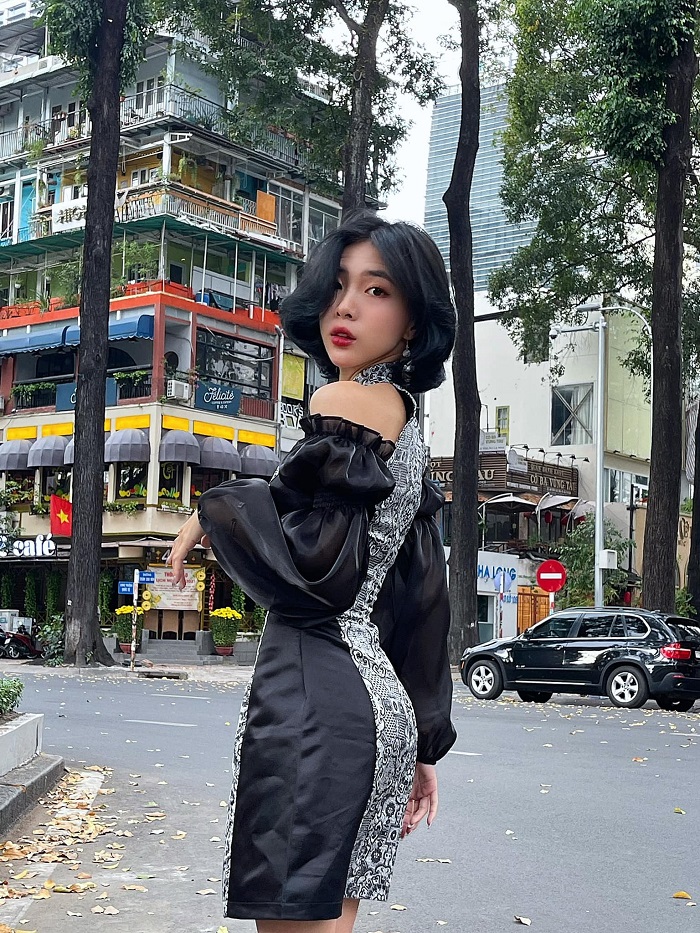 Diện kiến cô nàng hot girl vượt mặt Ngọc Trinh, sở hữu vòng eo chỉ 52cm 3 Diện kiến cô nàng hot girl vượt mặt Ngọc Trinh, sở hữu vòng eo chỉ 52cm 3