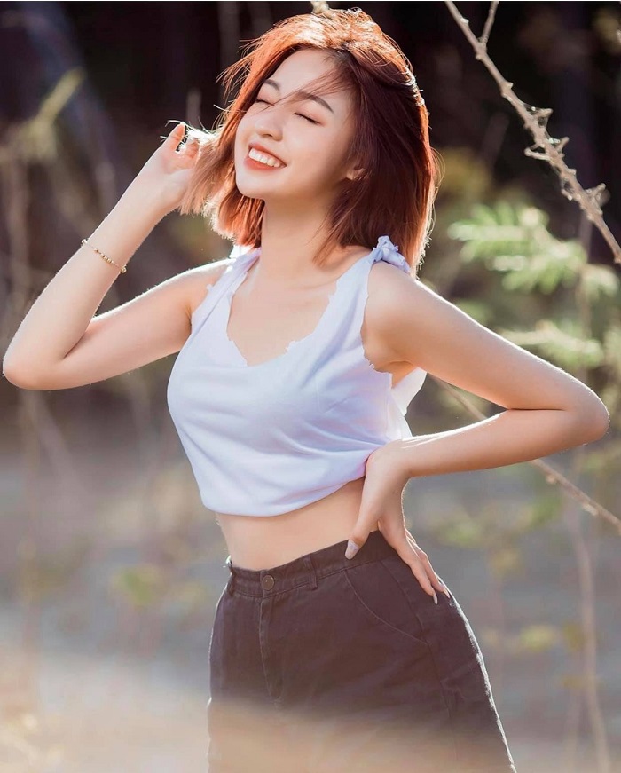 Góc quay lén bóc trần nhan sắc thật của hot girl 'trứng rán', ai cũng thấy chi tiết khó tin 6 Góc quay lén bóc trần nhan sắc thật của hot girl 'trứng rán', ai cũng thấy chi tiết khó tin 6