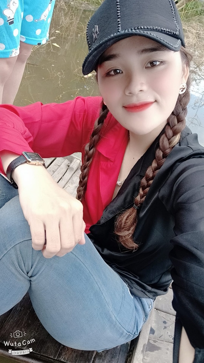 Cô gái Ngô Kiến Huy nâng đỡ bị chụp lén, nhan sắc khác xa ảnh mạng 8 Cô gái Ngô Kiến Huy nâng đỡ bị chụp lén, nhan sắc khác xa ảnh mạng 8