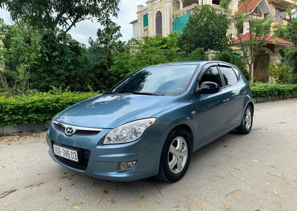 Tin xe hot nhất 23/4: Mercedes-Benz EQB trình làng, Toyota Corolla Cross chạy lướt giá bất ngờ 2 Tin xe hot nhất 23/4: Mercedes-Benz EQB trình làng, Toyota Corolla Cross chạy lướt giá bất ngờ 2