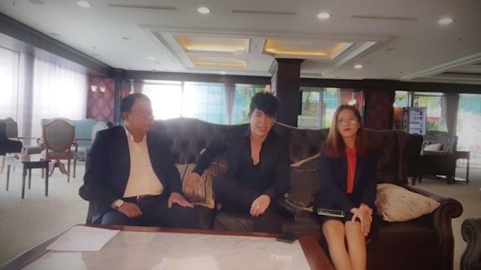 Nathan Lee tiếp tục 'dằn mặt' Xuân Lan sau bài đăng ẩn ý của nàng siêu mẫu 6 Nathan Lee tiếp tục 'dằn mặt' Xuân Lan sau bài đăng ẩn ý của nàng siêu mẫu 6