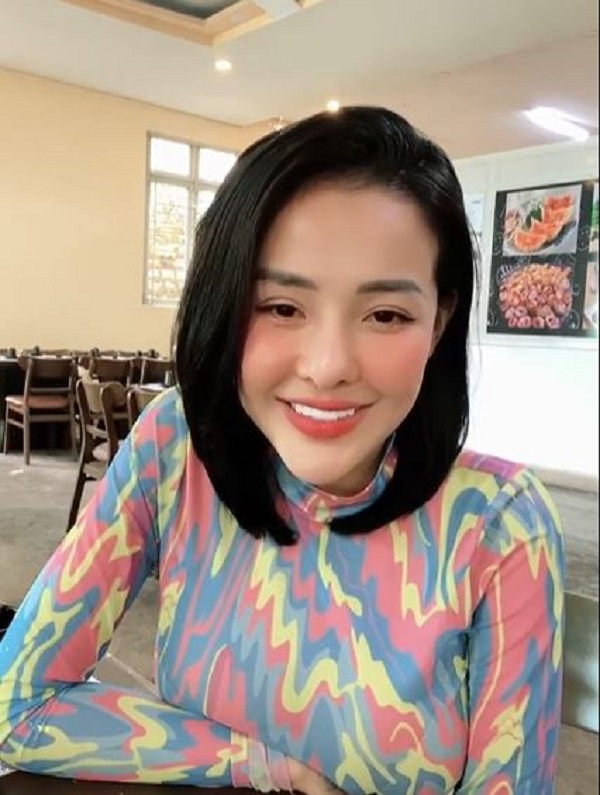 Ngân 98 thay đổi diện mạo đầy khác lạ, dân tình tới tấp vào ngợi khen 1 Ngân 98 thay đổi diện mạo đầy khác lạ, dân tình tới tấp vào ngợi khen 1