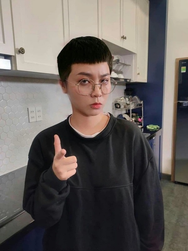 'Nữ hoàng filter' truyền cảm hứng selfie cho mọi fan game gọi tên MisThy 10 'Nữ hoàng filter' truyền cảm hứng selfie cho mọi fan game gọi tên MisThy 10