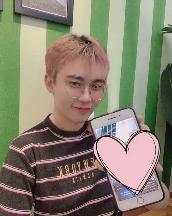 'Nữ hoàng filter' truyền cảm hứng selfie cho mọi fan game gọi tên MisThy 9 'Nữ hoàng filter' truyền cảm hứng selfie cho mọi fan game gọi tên MisThy 9
