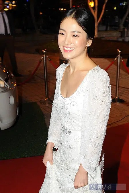 Song Hye Kyo قبل از ازدواج با Song Joong Ki 3 در آخرین سونگ هی کیو قبل از ازدواج با سونگ جونگ کی 3 در آخرین