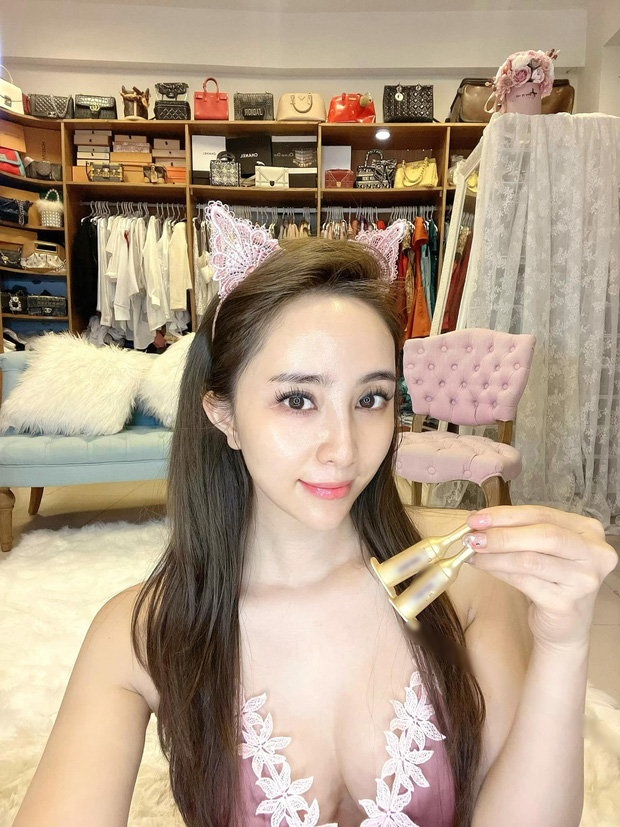 Không bỏ qua vẻ 'phồn thực' của Quỳnh Nga, Việt Anh lại buông lời lẽ gây chú ý 3 Không bỏ qua vẻ 'phồn thực' của Quỳnh Nga, Việt Anh lại buông lời lẽ gây chú ý 3