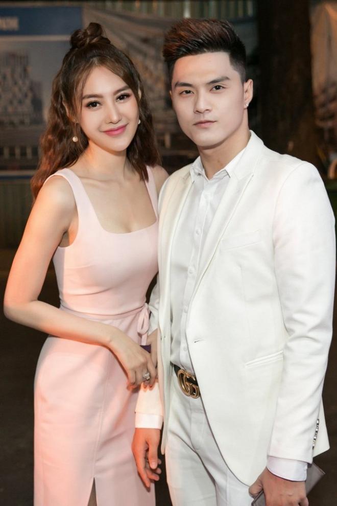 Hậu ồn ào thái độ với Thủy Tiên, Linh Chi chuẩn bị đón nhận tin vui sau bao năm kề cận Lâm Vinh Hải? 4 Hậu ồn ào thái độ với Thủy Tiên, Linh Chi chuẩn bị đón nhận tin vui sau bao năm kề cận Lâm Vinh Hải? 4