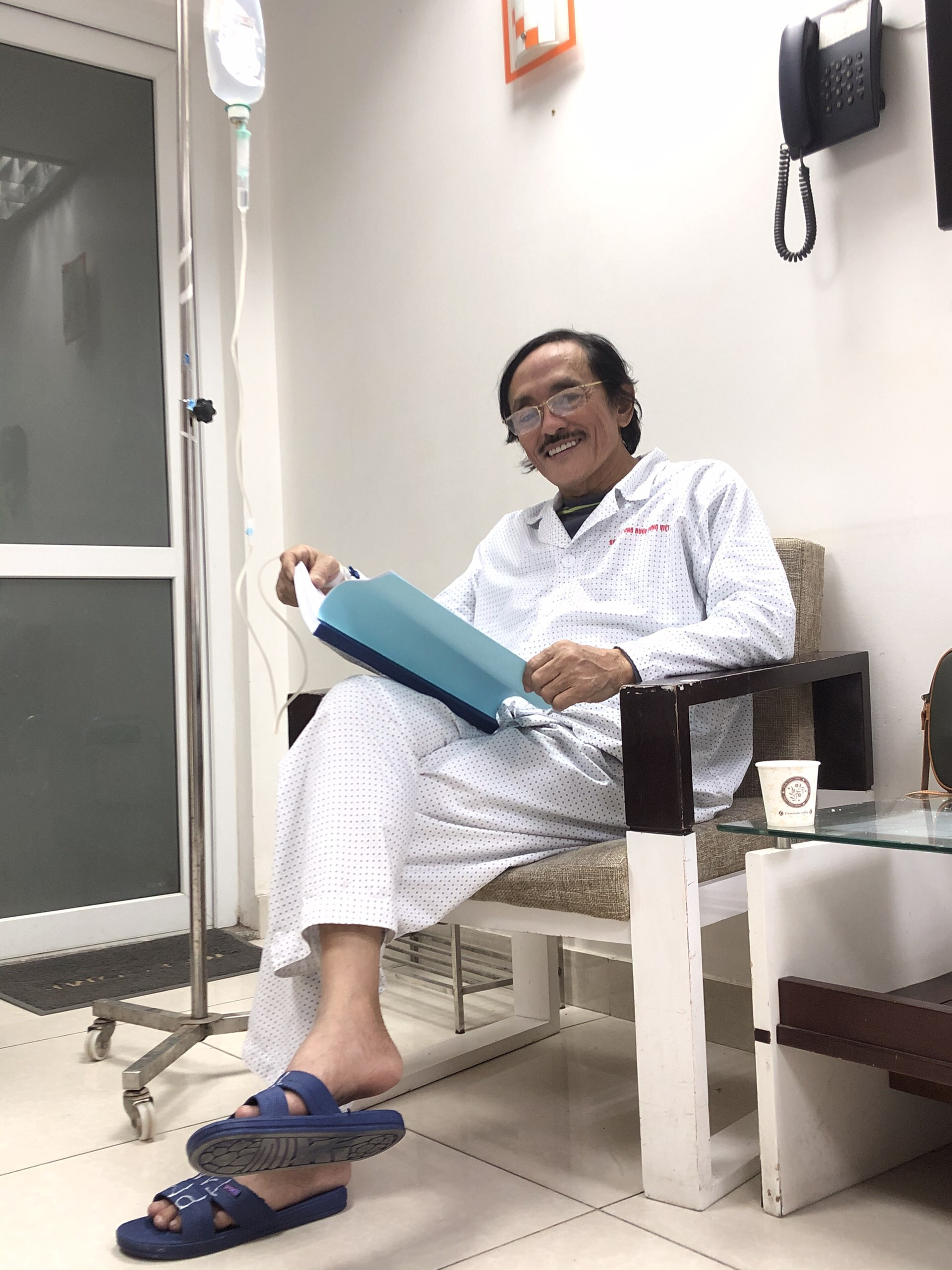 Xúc động trước câu chuyện đi mua thuốc khiến Giang còi nhận ra 'món nợ' với khán giả 5 Xúc động trước câu chuyện đi mua thuốc khiến Giang còi nhận ra 'món nợ' với khán giả 5