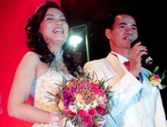 Vợ Xuân Bắc tiết lộ về quá khứ 'lực điền' của chồng, không quên tiết lộ về cách hiệu quả để 'rút' tiền mừng tuổi của bé Bi 2 Vợ Xuân Bắc tiết lộ về quá khứ 'lực điền' của chồng, không quên tiết lộ về cách hiệu quả để 'rút' tiền mừng tuổi của bé Bi 2