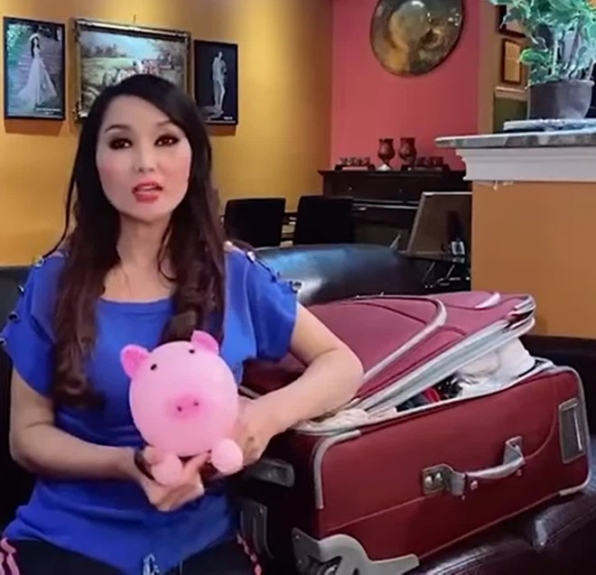 Em kết nghĩa của Vân Quang Long bị người thân cố ca sĩ tố tham lam, ăn cướp 2 Em kết nghĩa của Vân Quang Long bị người thân cố ca sĩ tố tham lam, ăn cướp 2