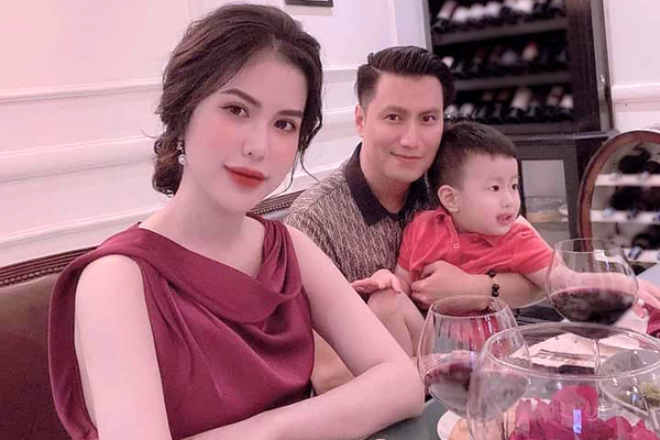 Vợ cũ nam thần 'Hướng dương ngược nắng' đáp trả sâu cay khi bị nói dùng chồng cũ để PR, gây sự chú ý 3 Vợ cũ nam thần 'Hướng dương ngược nắng' đáp trả sâu cay khi bị nói dùng chồng cũ để PR, gây sự chú ý 3