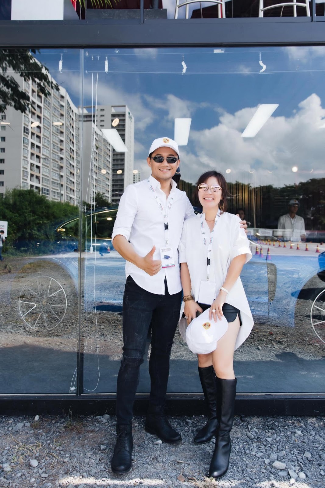 Trúng 'tiếng sét ái tình', vợ 7x của Quý Bình lần đầu kể vể thời gian tương tư, bứt rứt vì chồng trẻ 5 Trúng 'tiếng sét ái tình', vợ 7x của Quý Bình lần đầu kể vể thời gian tương tư, bứt rứt vì chồng trẻ 5