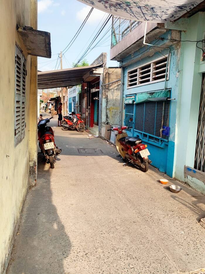 Trấn Thành bị mang tiếng xấu khi khiến những người dân lành chạnh lòng 2 Trấn Thành bị mang tiếng xấu khi khiến những người dân lành chạnh lòng 2