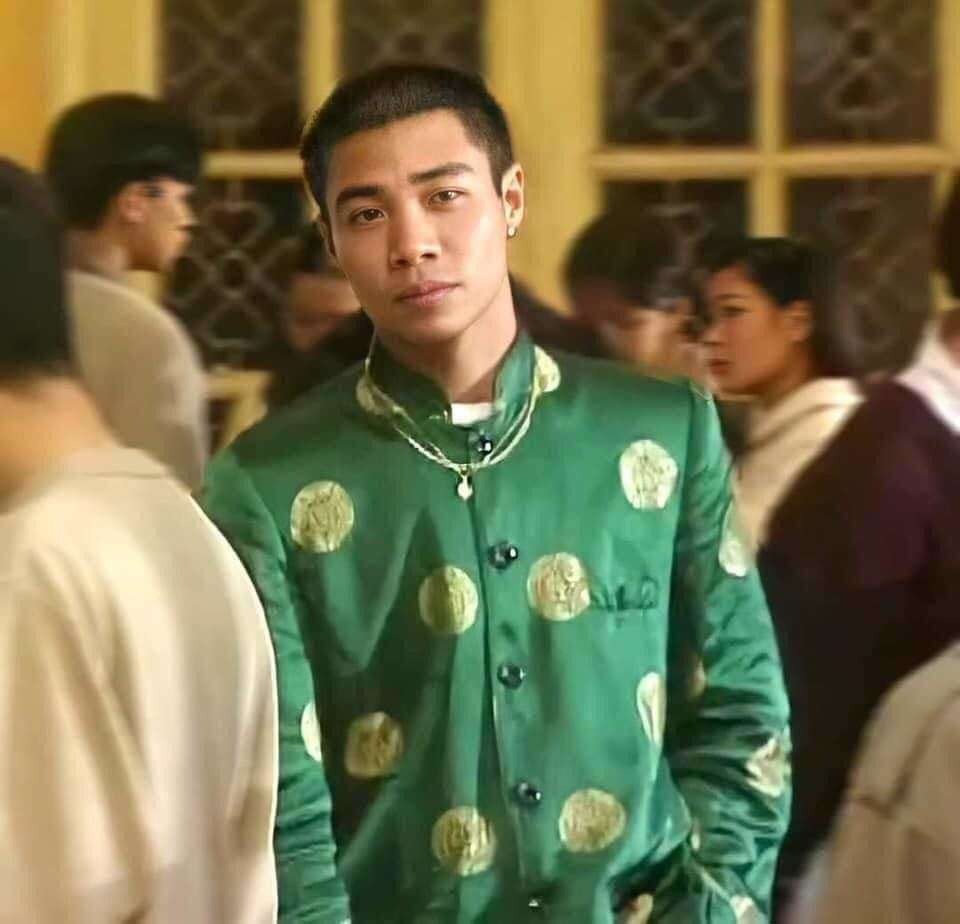 Vừa kết hôn với tình trẻ, Công Lý đã bị soi nhan sắc già nua như bị vợ 'hút hết sức sống' 3 Vừa kết hôn với tình trẻ, Công Lý đã bị soi nhan sắc già nua như bị vợ 'hút hết sức sống' 3