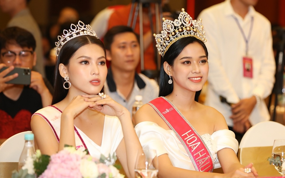 Đỗ Thị Hà gửi lời tâm sự đầy tình cảm đến Ngọc Thảo sau thành tích top 20 Miss Grand 2020 3 Đỗ Thị Hà gửi lời tâm sự đầy tình cảm đến Ngọc Thảo sau thành tích top 20 Miss Grand 2020 3