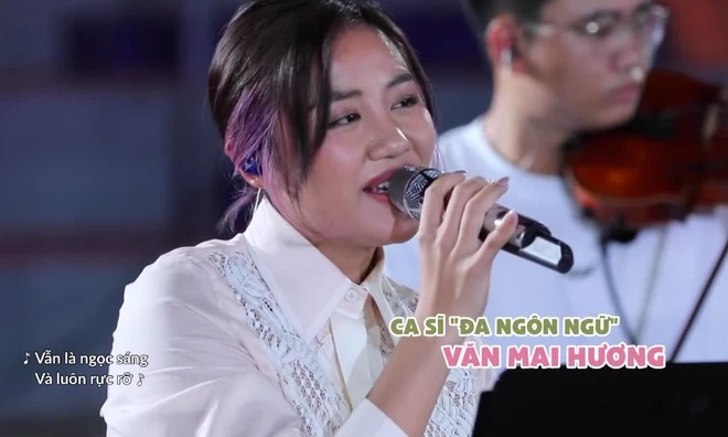 Bị lâm vào thế khó, Văn Mai Hương phải nhờ 'đối thủ' một thời vào giải vây 1 Bị lâm vào thế khó, Văn Mai Hương phải nhờ 'đối thủ' một thời vào giải vây 1