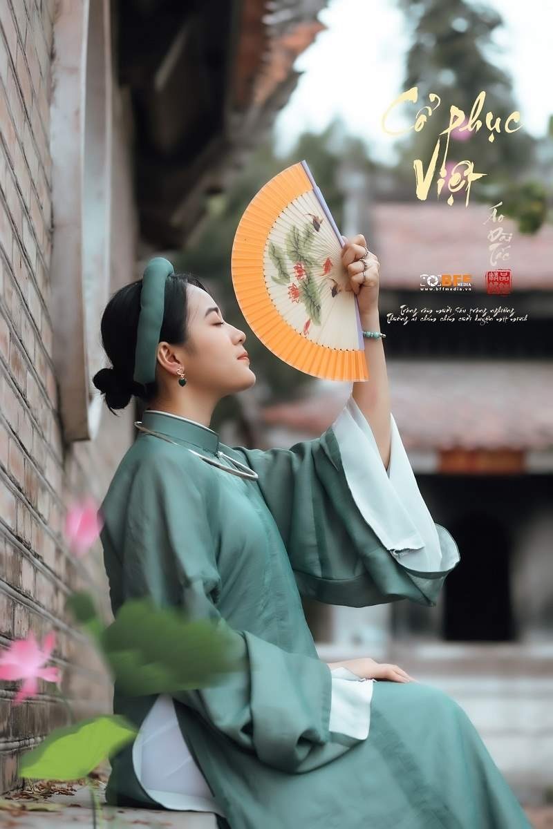 Lóa mắt trước bộ ảnh kỷ yếu 'cổ phục Việt' 70 triệu đồng của học sinh Nghệ An 7 Lóa mắt trước bộ ảnh kỷ yếu 'cổ phục Việt' 70 triệu đồng của học sinh Nghệ An 7