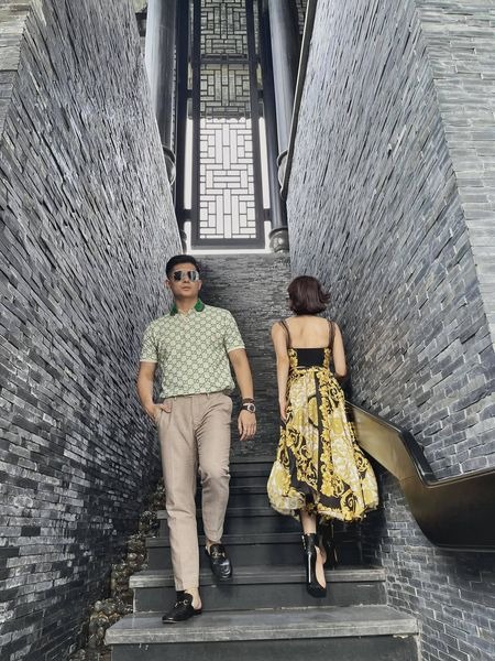 Lệ Quyên kể lại chuyện yêu với tình trẻ Lâm Bảo Châu theo cách 'chẳng giống ai' 2 Lệ Quyên kể lại chuyện yêu với tình trẻ Lâm Bảo Châu theo cách 'chẳng giống ai' 2