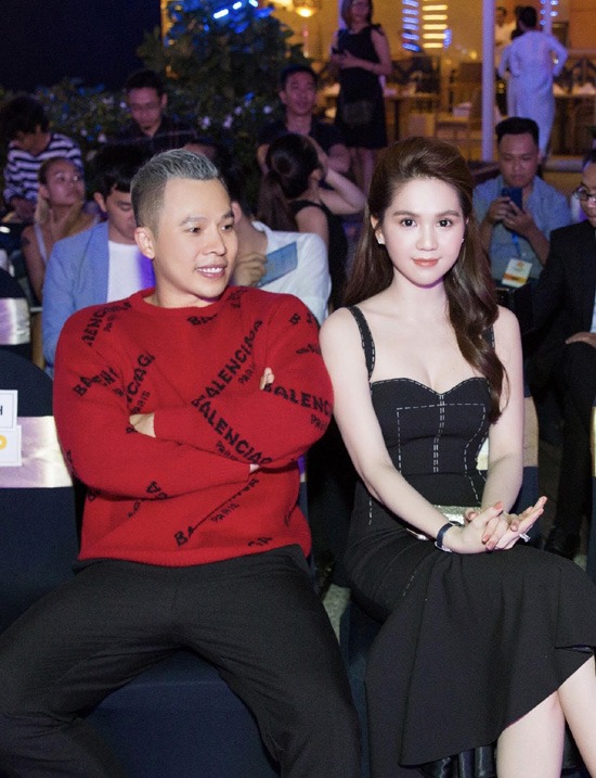 Lộ diện nhan sắc Ngọc Trinh lẫn Vũ Khắc Tiệp thuở mới vào nghề, dân tình chỉ biết cảm thán: 'phèn thế!' 4 Lộ diện nhan sắc Ngọc Trinh lẫn Vũ Khắc Tiệp thuở mới vào nghề, dân tình chỉ biết cảm thán: 'phèn thế!' 4