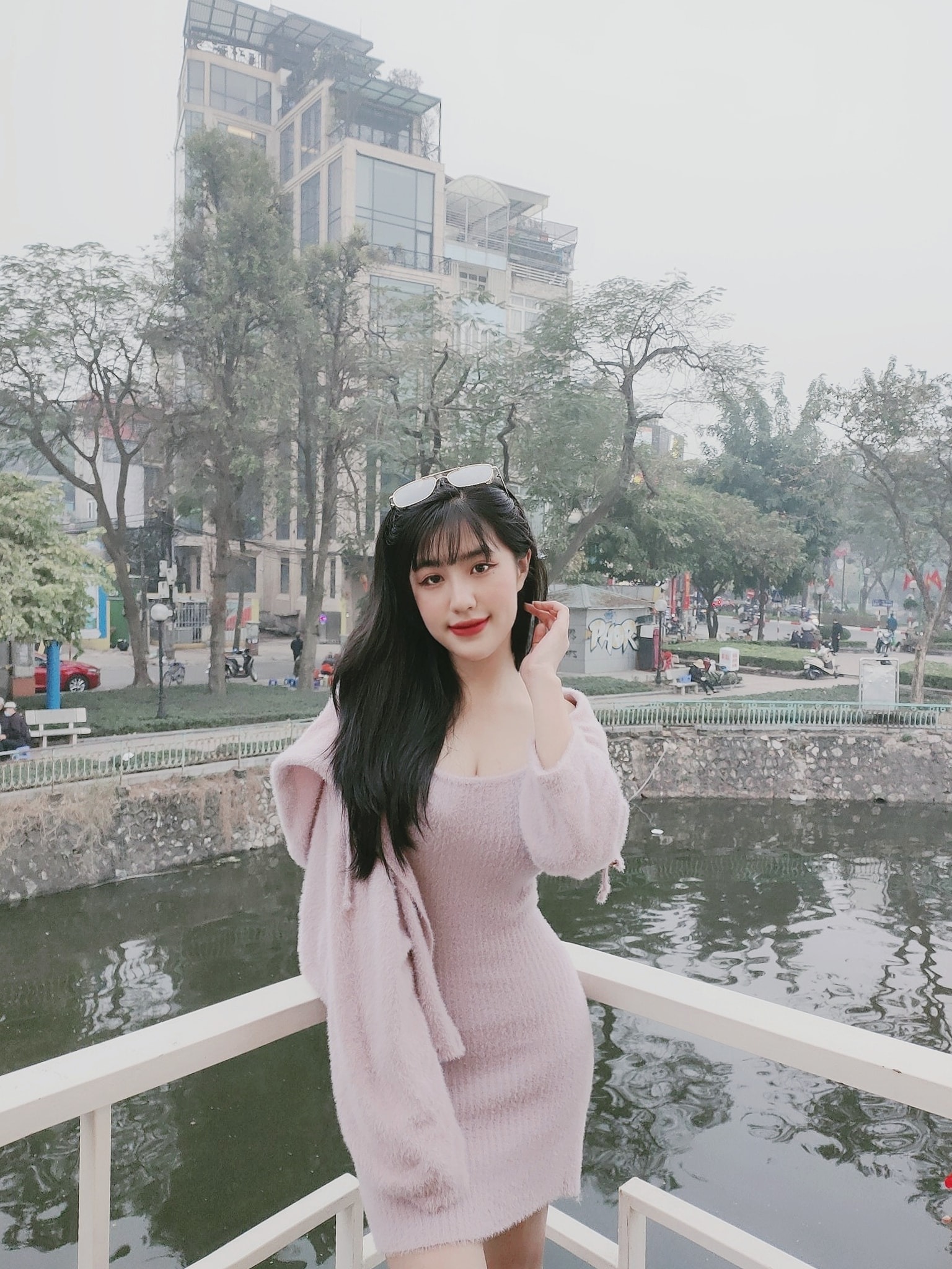 Nữ streamer quyến rũ nhất Việt Nam phản pháo mạnh mẽ trước đề nghị không phù hợp 6