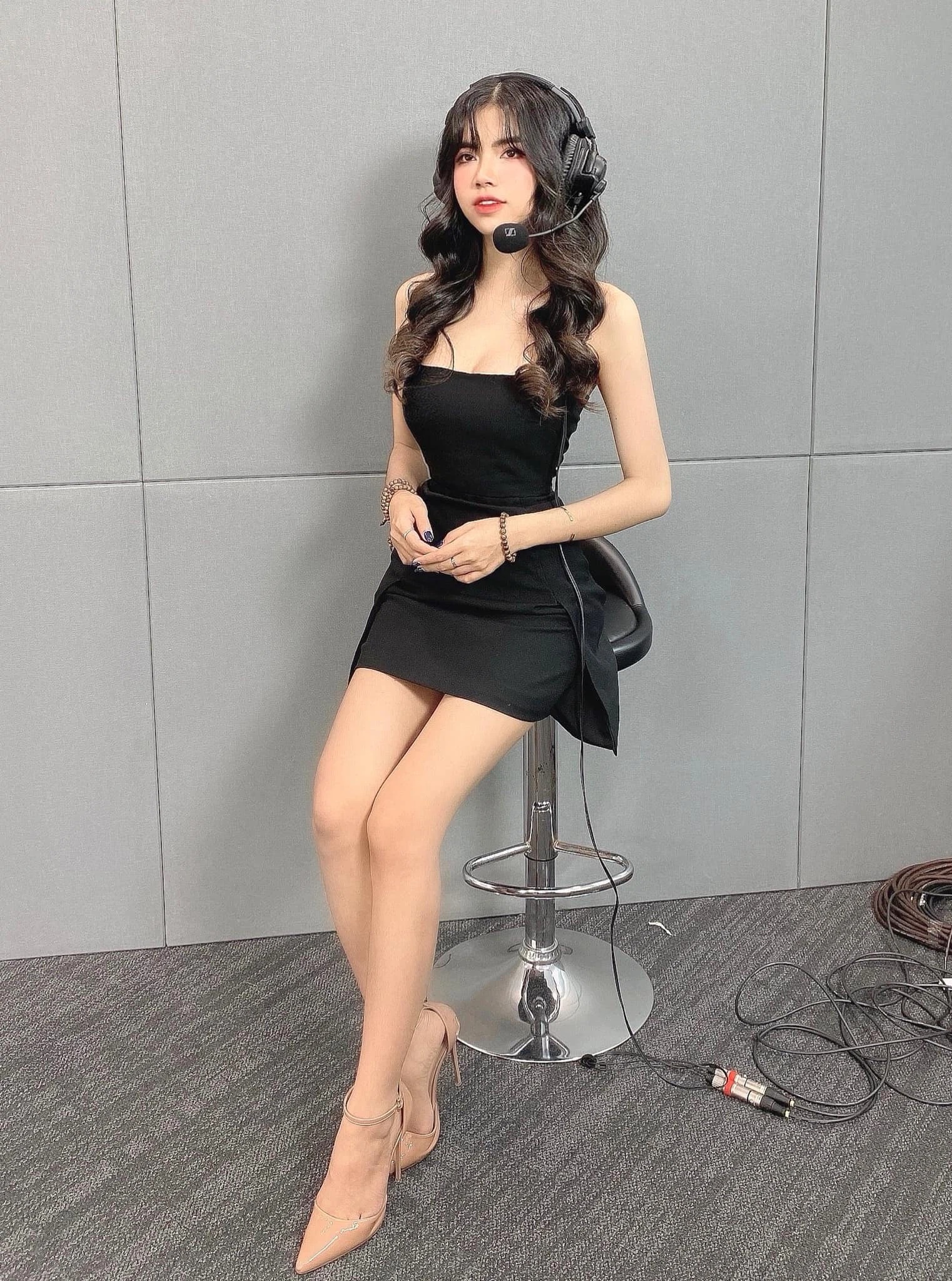 Mai Dora yêu chiều bản thân sau khoảng thời gian mệt nhoài vì trọng trách cao cả 2 Mai Dora yêu chiều bản thân sau khoảng thời gian mệt nhoài vì trọng trách cao cả 2