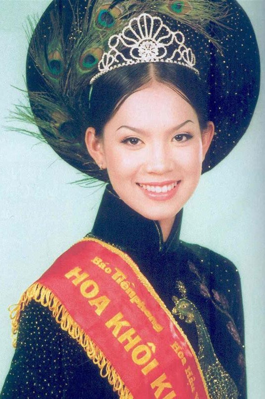 Cuộc gặp gỡ có '1-0-2' trong lịch sử nhan sắc Việt khi 3 hoa hậu thế hệ đầu cùng hội ngộ sau gần 20 năm đăng quang 5 Cuộc gặp gỡ có '1-0-2' trong lịch sử nhan sắc Việt khi 3 hoa hậu thế hệ đầu cùng hội ngộ sau gần 20 năm đăng quang 5