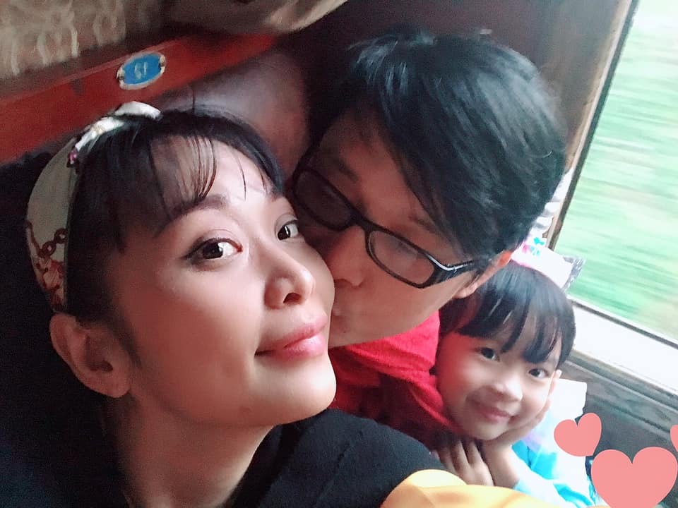 Sau ồn ào viết tiểu thuyết 'không dành cho người nhỏ tuổi', cuộc sống của 'Can Lộ Lộ bản Việt' giờ ra sao? 3 Sau ồn ào viết tiểu thuyết 'không dành cho người nhỏ tuổi', cuộc sống của 'Can Lộ Lộ bản Việt' giờ ra sao? 3
