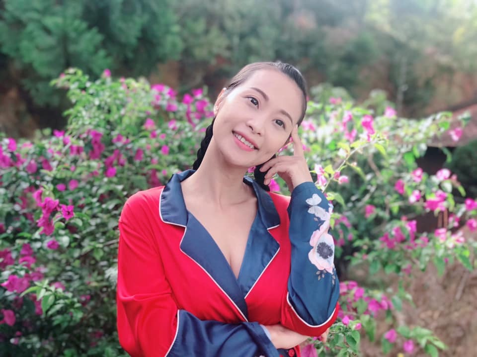 Sau ồn ào viết tiểu thuyết 'không dành cho người nhỏ tuổi', cuộc sống của 'Can Lộ Lộ bản Việt' giờ ra sao? 6 Sau ồn ào viết tiểu thuyết 'không dành cho người nhỏ tuổi', cuộc sống của 'Can Lộ Lộ bản Việt' giờ ra sao? 6