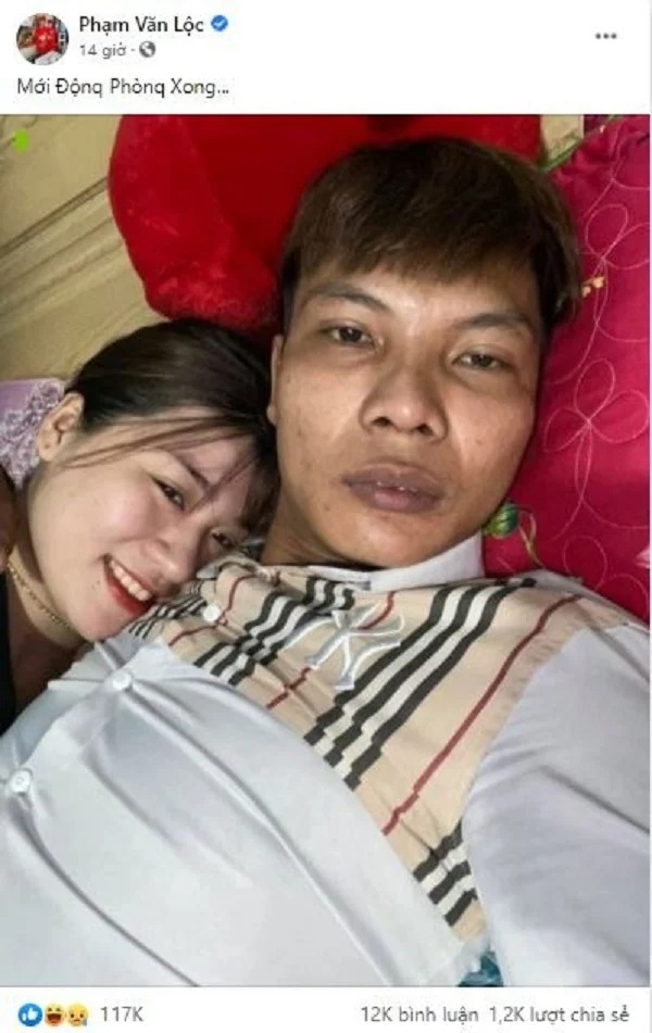 Lộc Fuho bất ngờ thông báo về 'thành quả' sau đêm động phòng công khai với tân nương 2 Lộc Fuho bất ngờ thông báo về 'thành quả' sau đêm động phòng công khai với tân nương 2