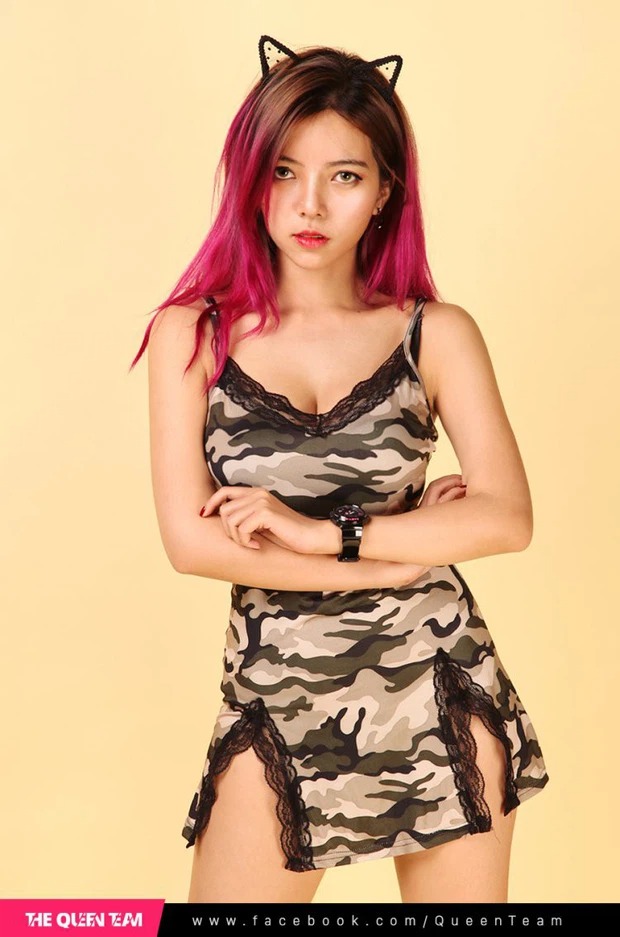 Nữ streamer từng có người yêu cũ qua đêm với Misthy đăng ảnh trong xế sang Porsche, khẳng định mình không ế! 5 Nữ streamer từng có người yêu cũ qua đêm với Misthy đăng ảnh trong xế sang Porsche, khẳng định mình không ế! 5
