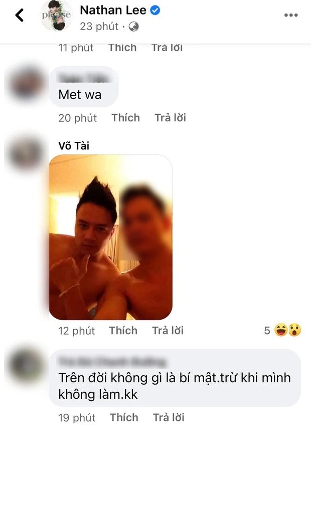 Cao Thái Sơn bị khui lại ồn ào về giới tính, cặp kè đại gia và loạt hình ảnh 'giường chiếu' giữa lúc 'đại chiến' với Nathan Lee 2 Cao Thái Sơn bị khui lại ồn ào về giới tính, cặp kè đại gia và loạt hình ảnh 'giường chiếu' giữa lúc 'đại chiến' với Nathan Lee 2