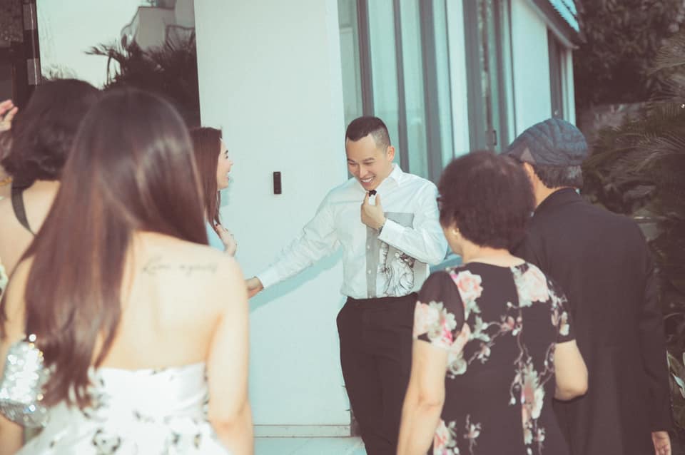Tung bộ ảnh gia đình 2 bên gặp gỡ, Vũ Khắc Tiệp và Ngọc Trinh thực sự tính chuyện trăm năm? 3 Tung bộ ảnh gia đình 2 bên gặp gỡ, Vũ Khắc Tiệp và Ngọc Trinh thực sự tính chuyện trăm năm? 3