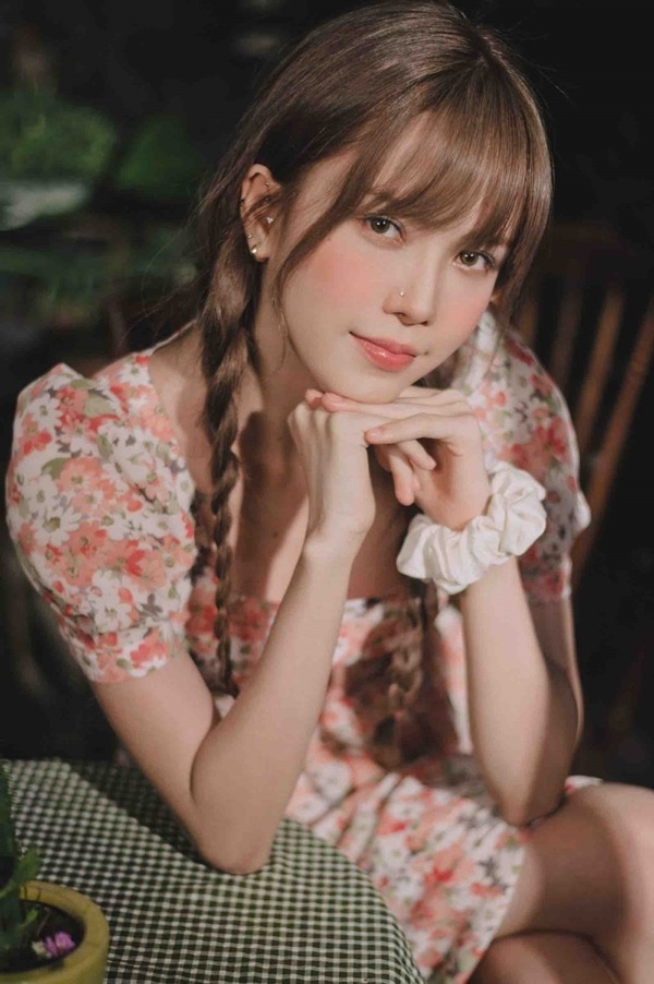 Nối gót tình cũ Sơn Tùng, Thiếu Bảo Trâm vừa lộ mặt đã vướng điều tiếng không hay 4 Nối gót tình cũ Sơn Tùng, Thiếu Bảo Trâm vừa lộ mặt đã vướng điều tiếng không hay 4