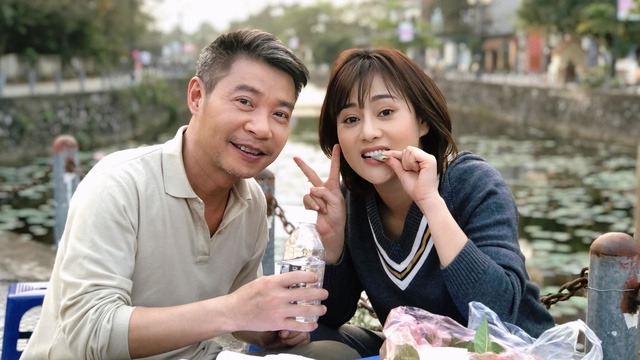 Kết hợp cùng 'ông Vụ' Công Lý, Phương Oanh có màn trở lại đẫm lệ trong 'Hương vị tình thân' 5 Kết hợp cùng 'ông Vụ' Công Lý, Phương Oanh có màn trở lại đẫm lệ trong 'Hương vị tình thân' 5