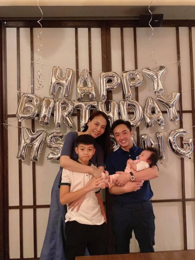 Cường Đôla đúng chuẩn 'chồng người ta' khi hết săn siêu xe lại sẵn sàng tậu phụ kiện bạc tỷ tặng vợ 6 Cường Đôla đúng chuẩn 'chồng người ta' khi hết săn siêu xe lại sẵn sàng tậu phụ kiện bạc tỷ tặng vợ 6